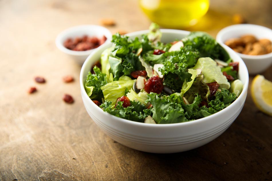 Kale salad with cranberry