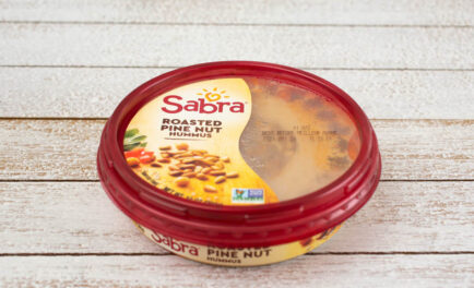 is sabra hummus healthy